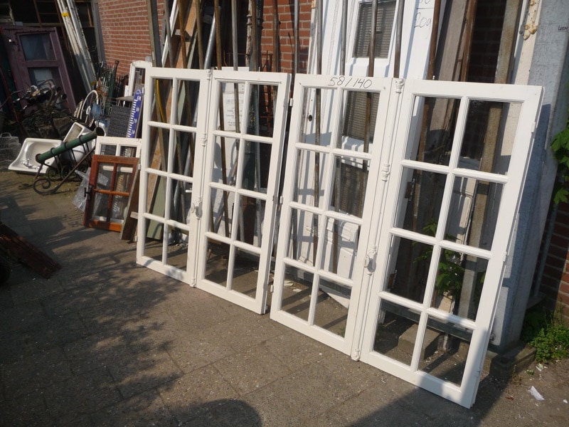 2 set van 2 ramen Antieke bouwmaterialen Diversen Te koop bij Leen Oude Bouwmaterialen 2 set van 2 ramen Antieke bouwmaterialen Diversen Te koop bij Leen Oude Bouwmaterialen